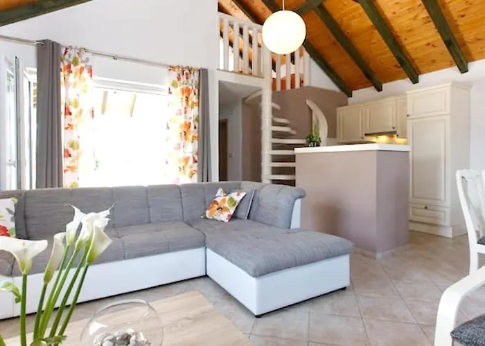 Villa Charming In + Pool