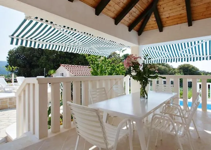Villa Charming In + Pool