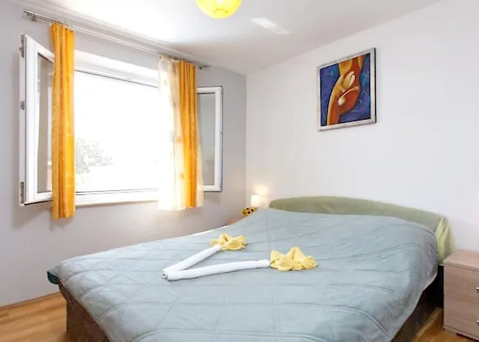Charming In + Pool Villa *