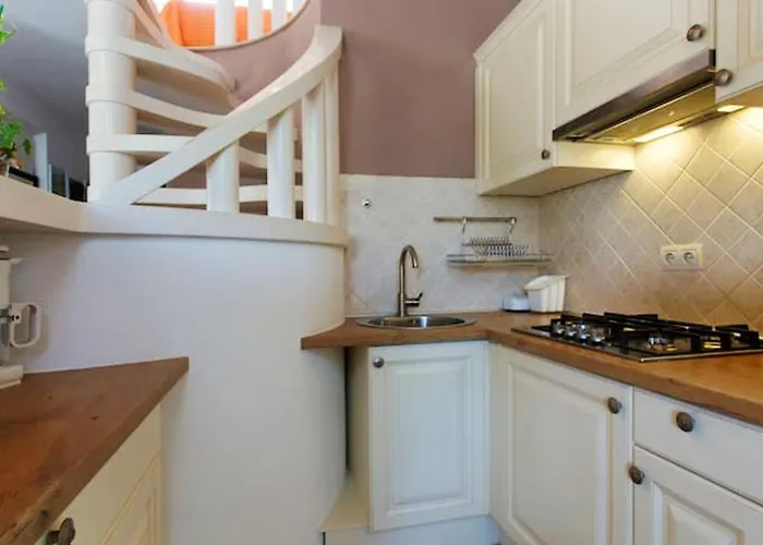 Charming In + Pool Villa Pucisca