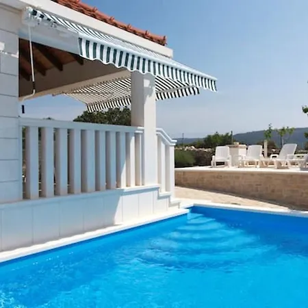 Villa Charming In + Pool