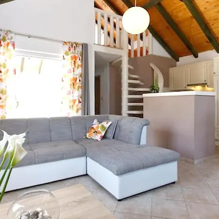 Villa Charming In + Pool