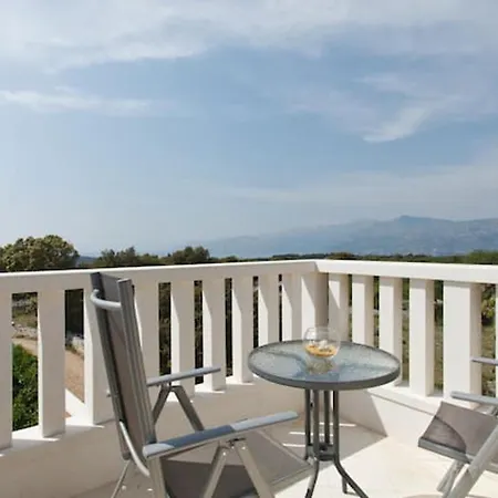 Vila Charming In + Pool Pucisca