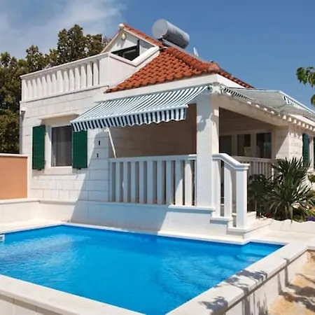 Villa Charming In + Pool *